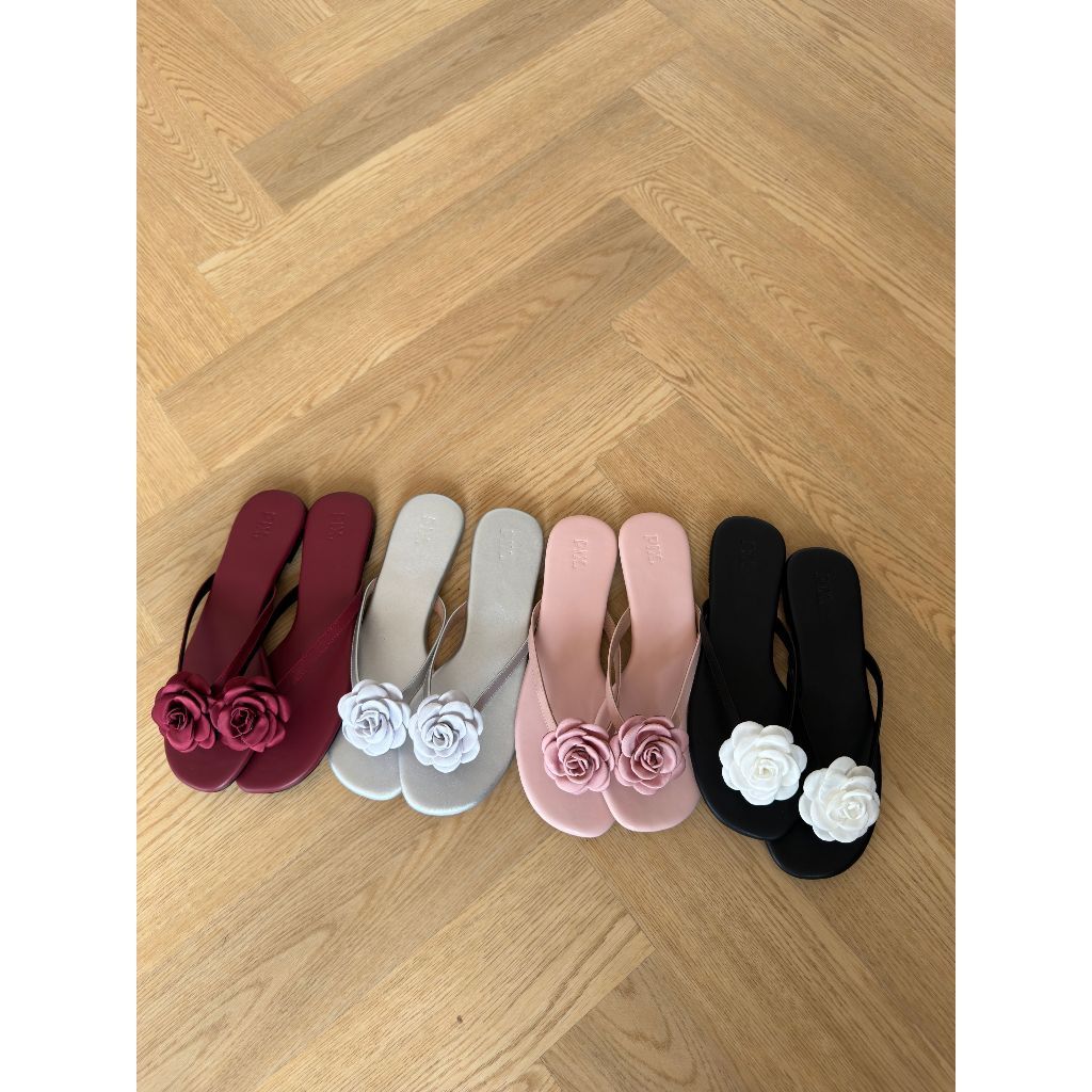 Camellia Sandal