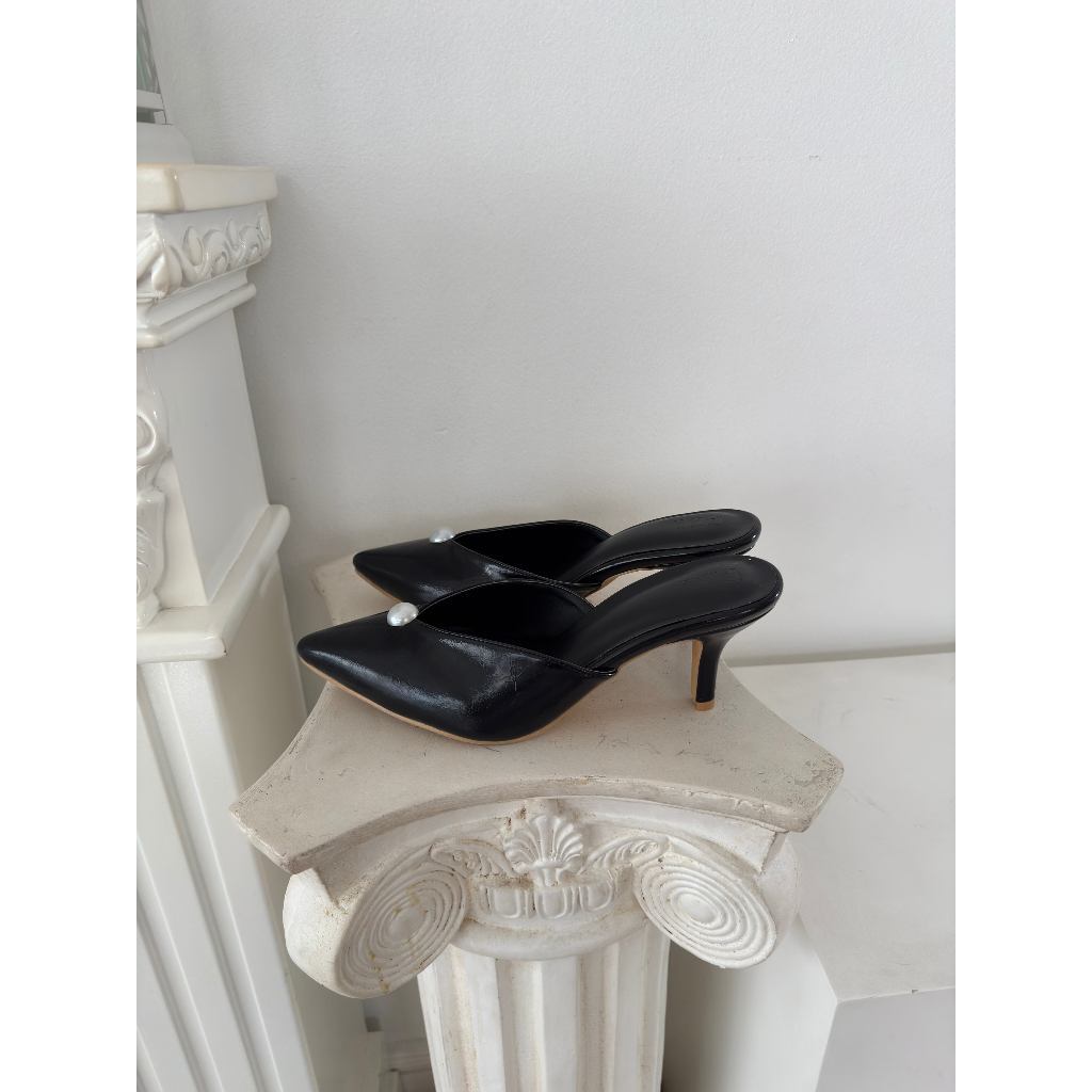 Roselle Heel