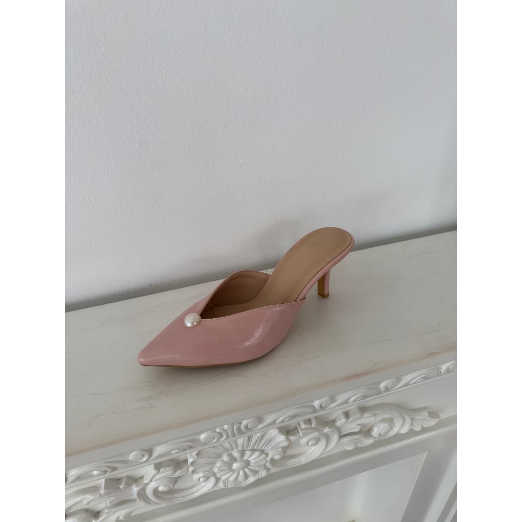 Roselle Heel