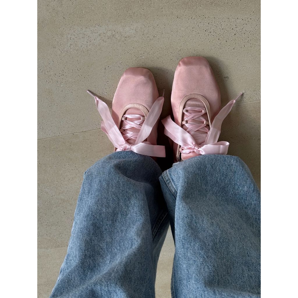 Allegra Satin Sneakerina