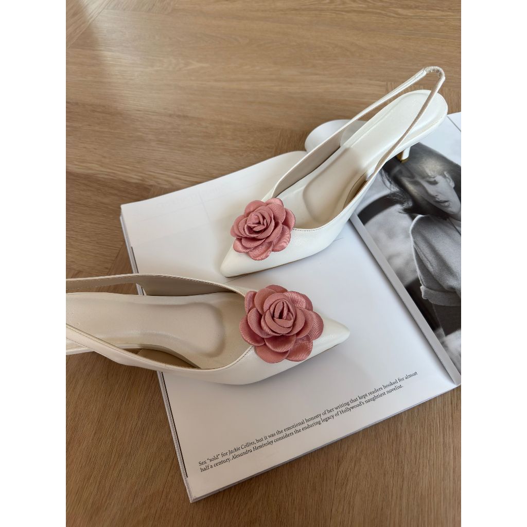 Anais Heel