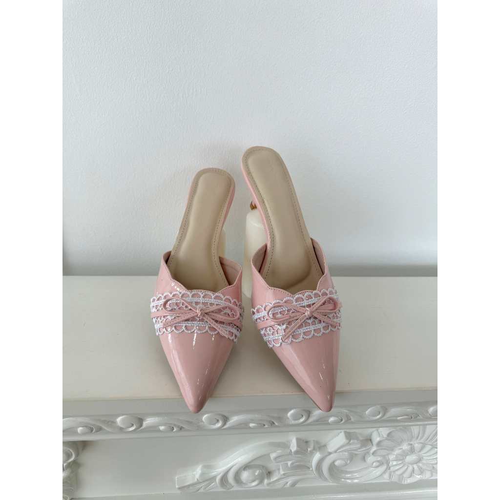 Juliet Bow Lace Heel