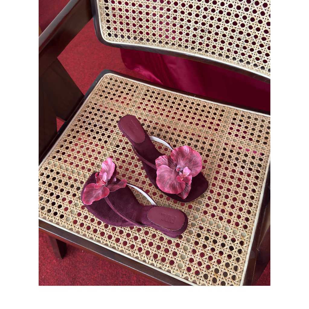 Ava Wedges