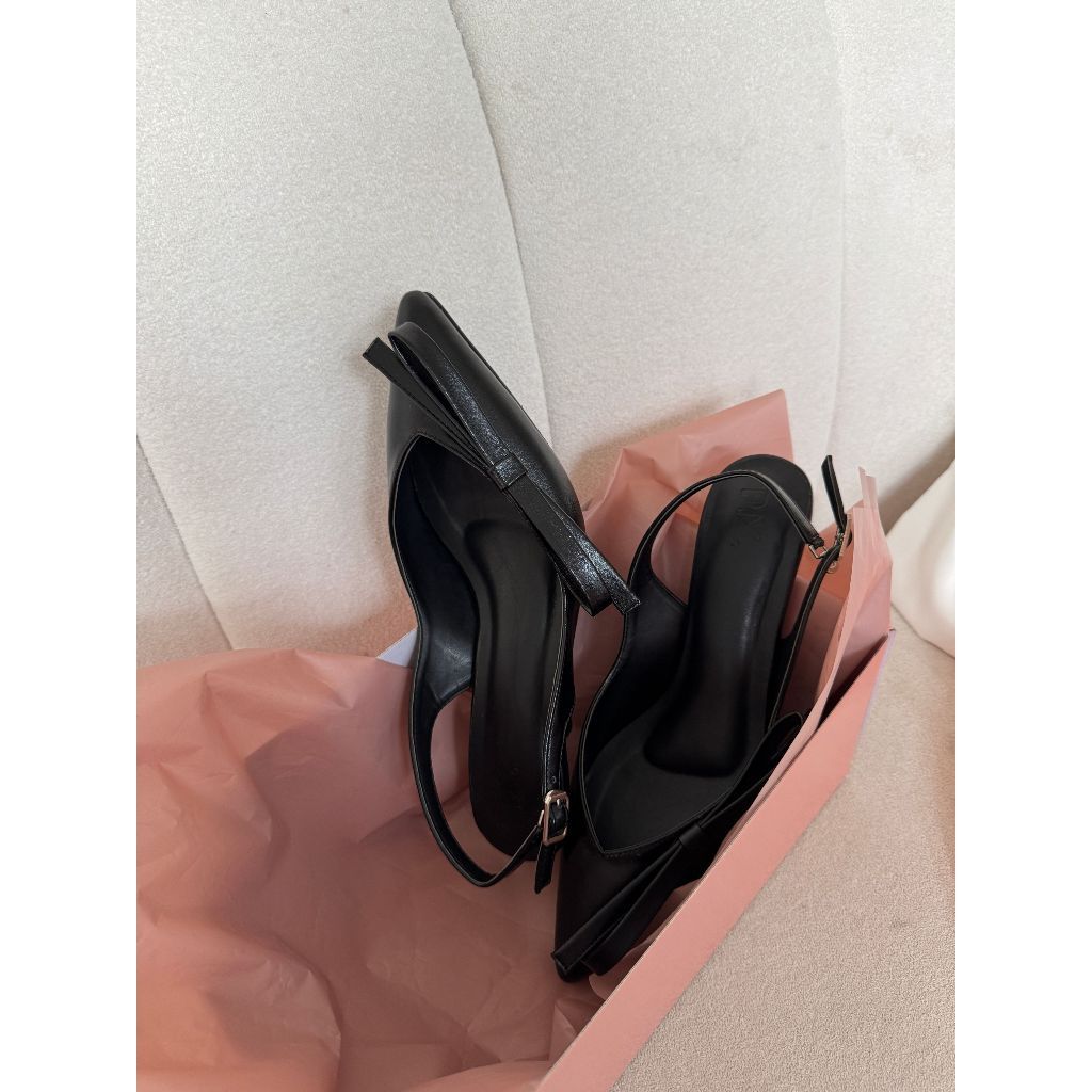 Lovelle Heel