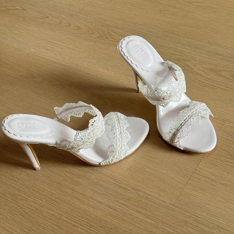 Lune Heel