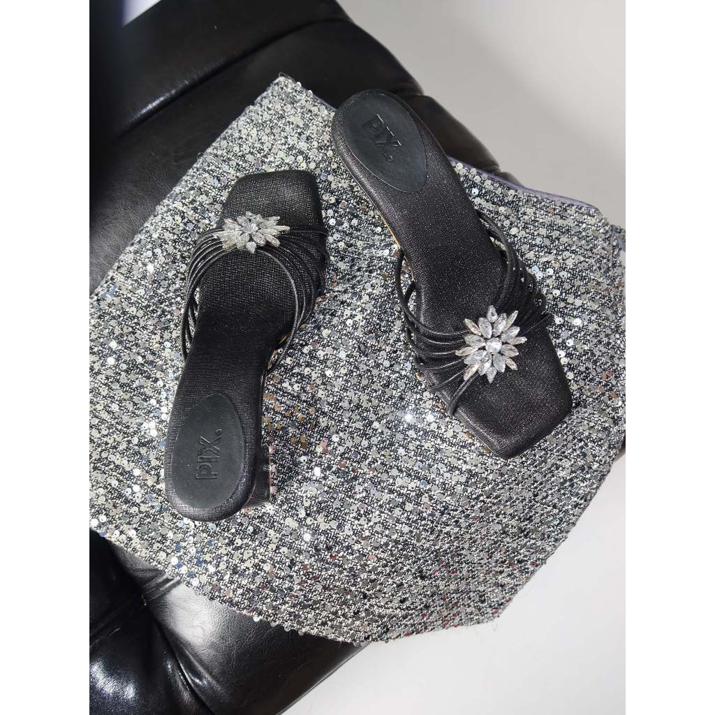 Elsa Heel