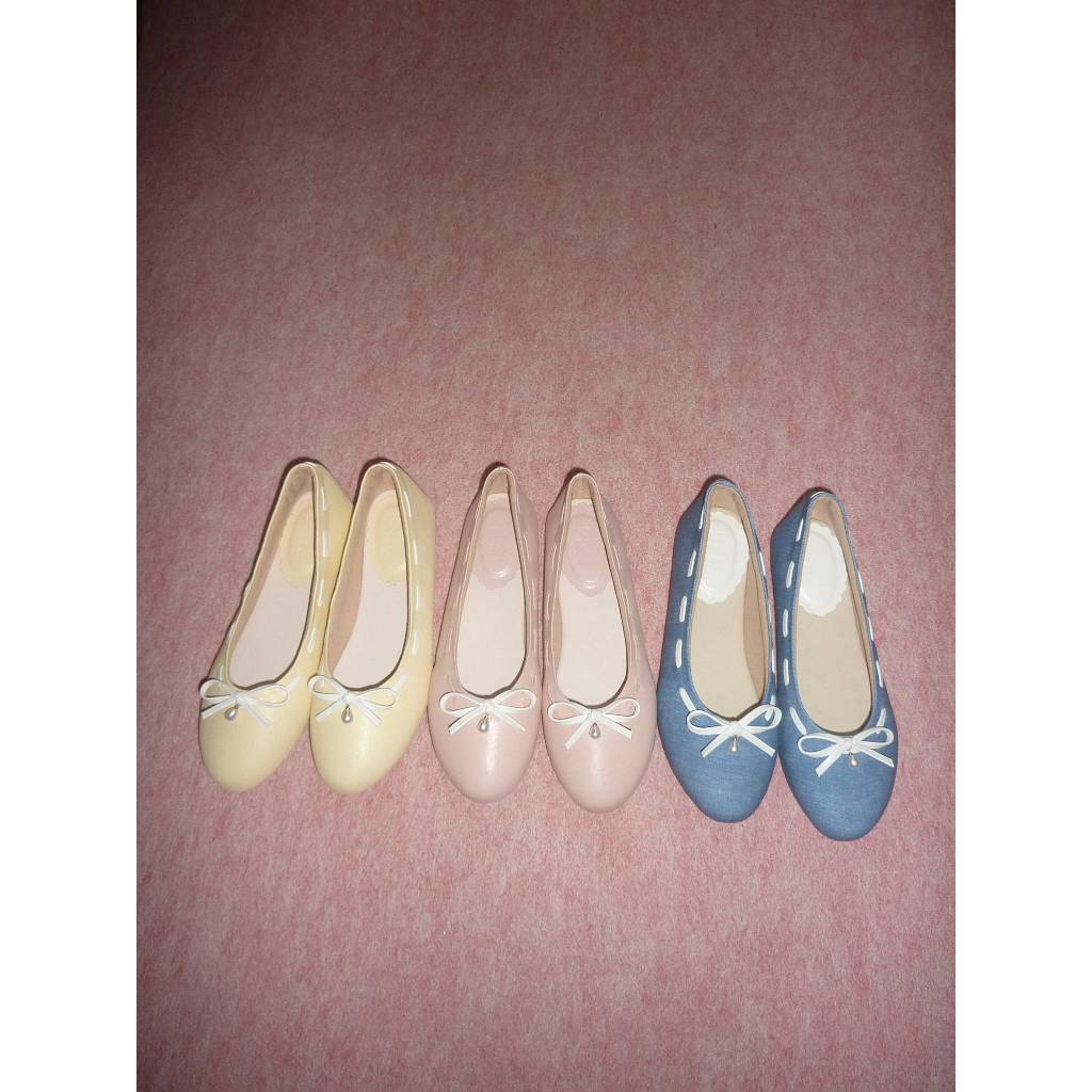 Lorelai Flat