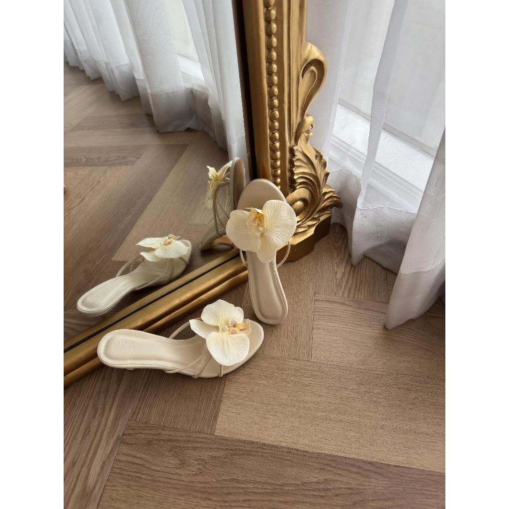 Orchid Heel