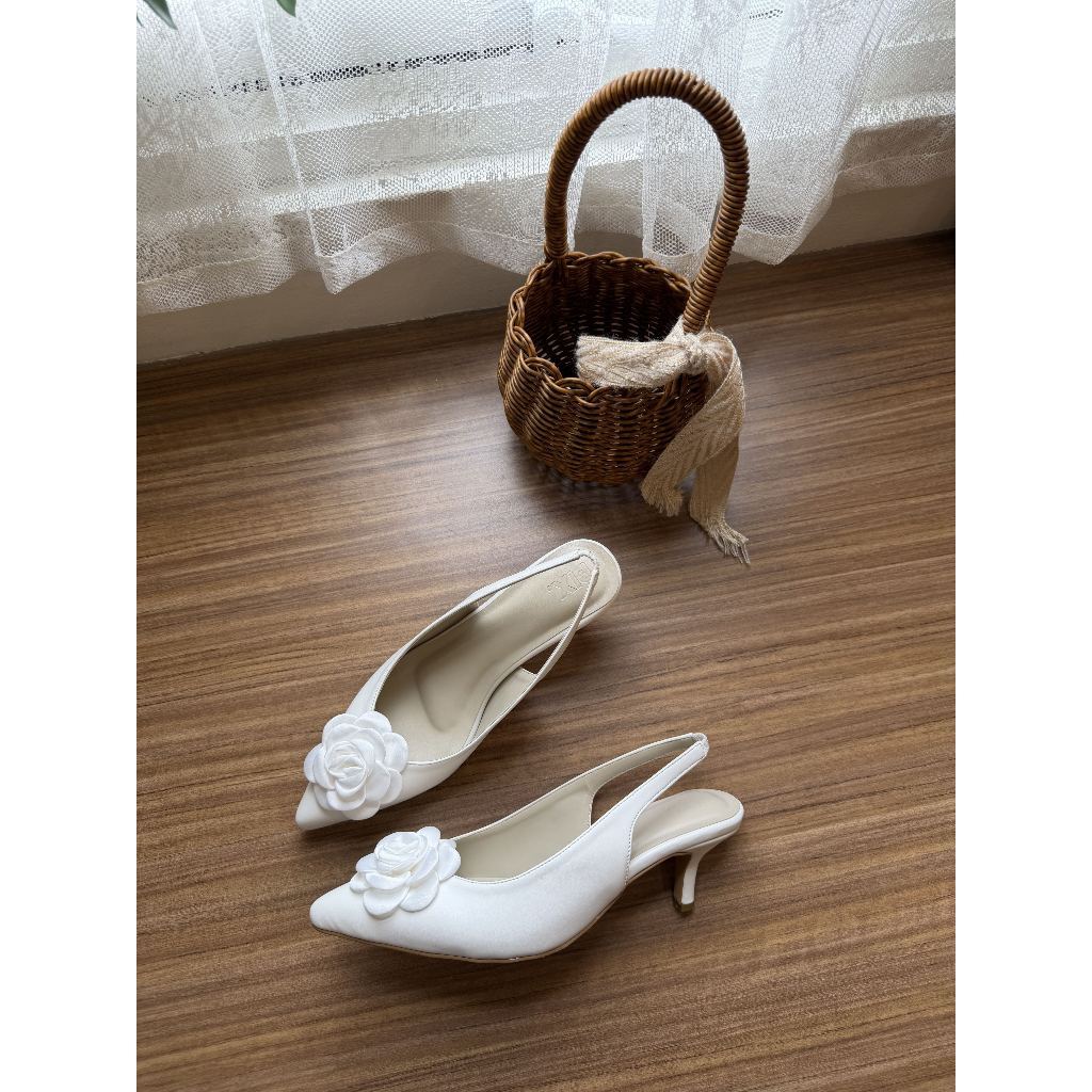 Anais Heel