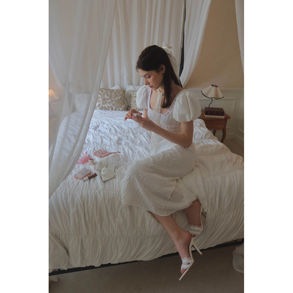 Blanche Heel